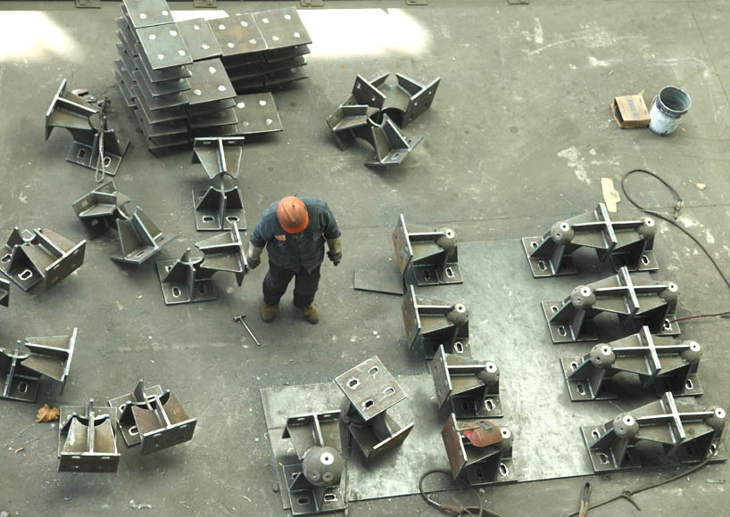 金坛煤棚网架双向支座